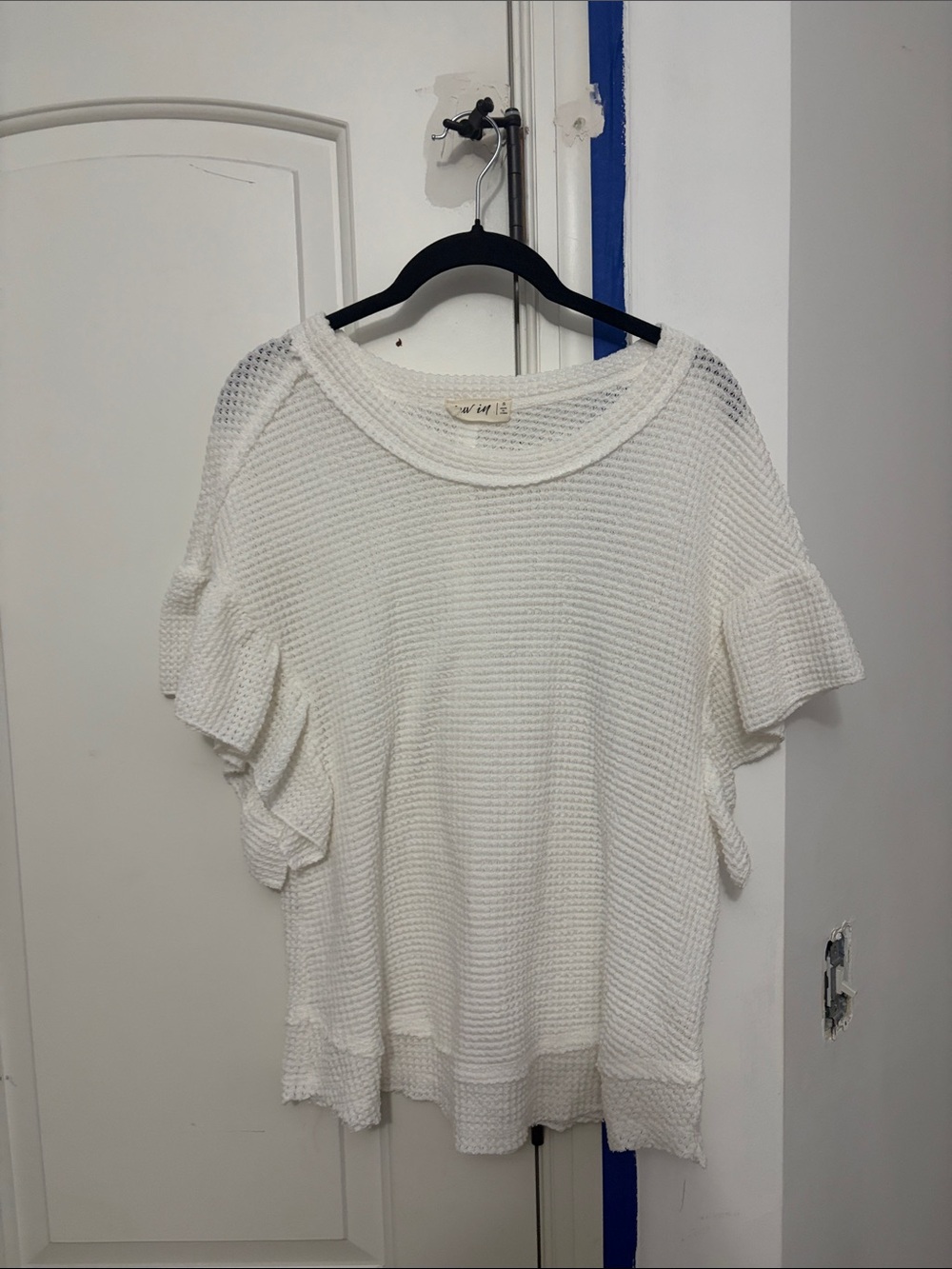 Women's White Ruffle Sleeve Knit Top